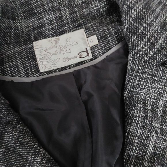 Dynamite size 13 tweed short sleeve blazer - Picture 2 of 4